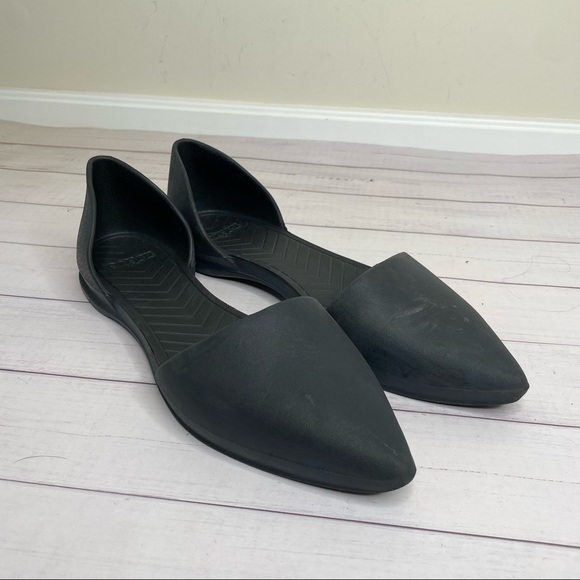 Black pointed toe Native dorsay flats